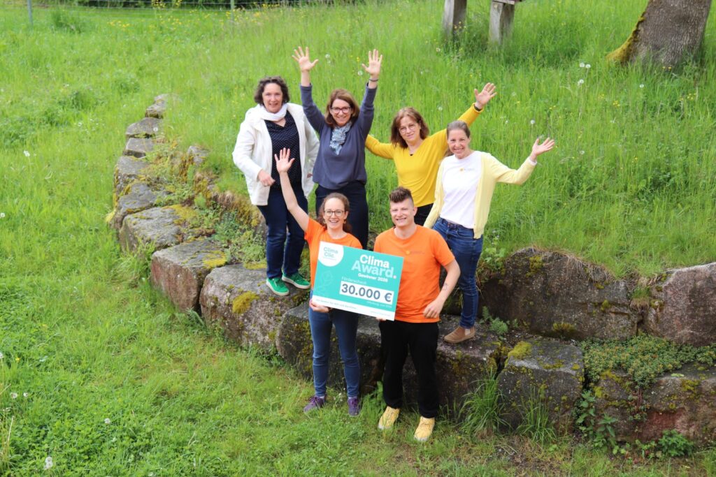 KohleBunt und Mellifera e.V. gewinnen den ClimaAward 2026.